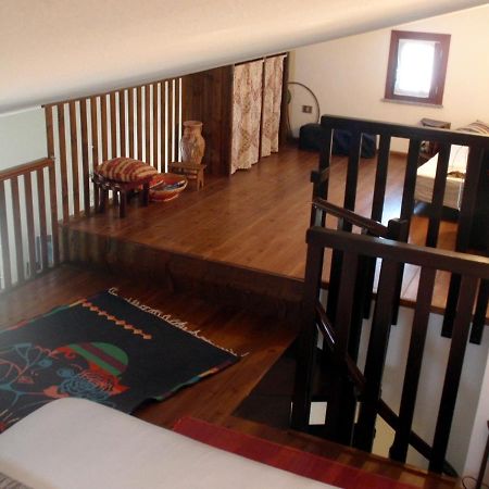 דירות San Vero Milis Casa Minicapo Mandriola מראה חיצוני תמונה